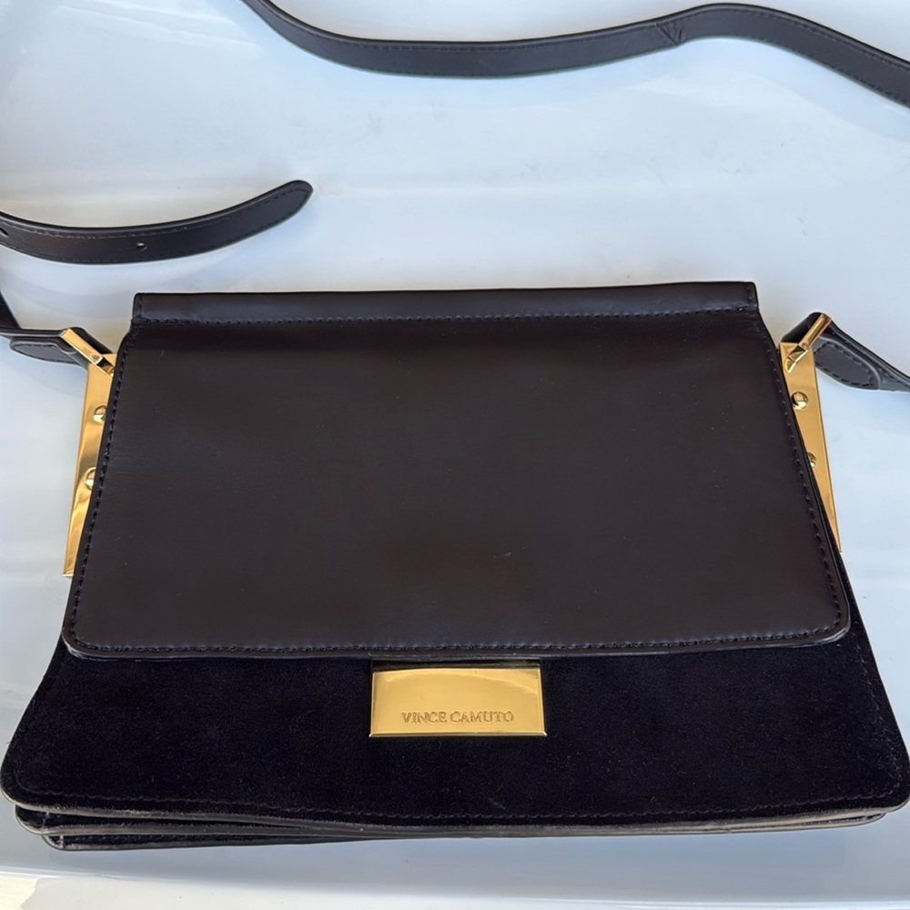 Vince Camuto - Abril Crossbody